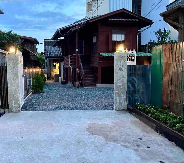 Grandma'S House Villa เชียงใหม่ ภายนอก รูปภาพ